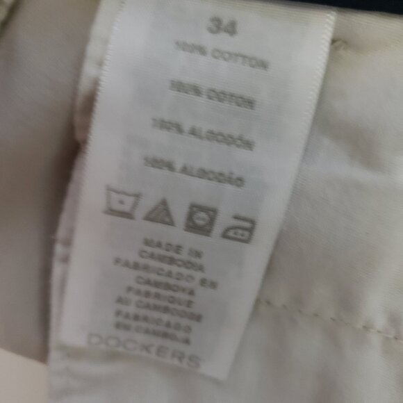 NWOT Docker's Khaki Shorts Sz 34  Waist 34" Inseam 9"  B26 - Picture 4 of 5